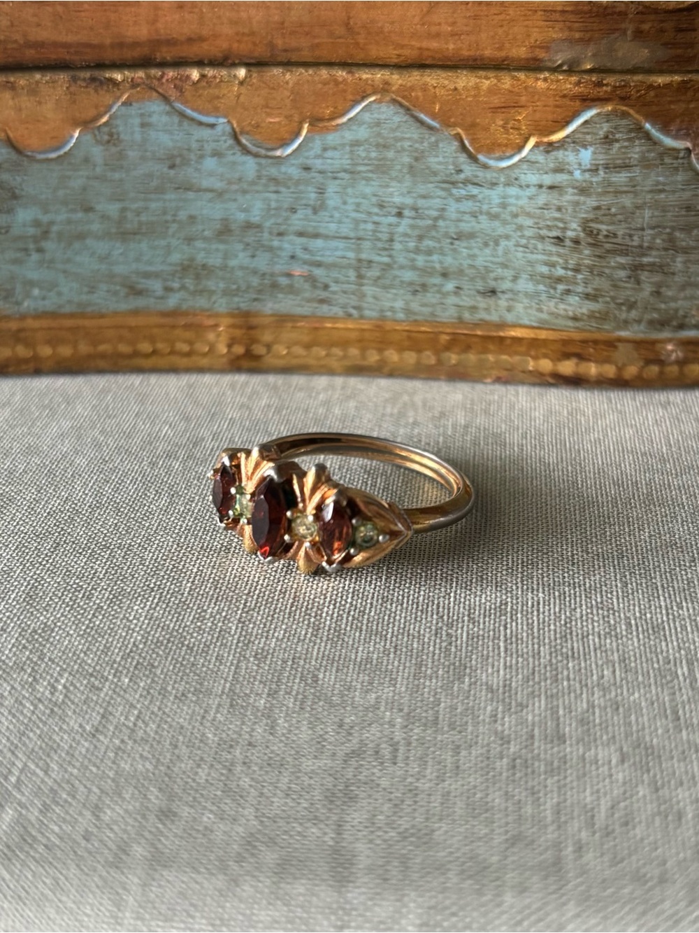 Vintage 1970s Avon Royal Occasion Topaz Gold Tone Adjustable Ring / Size 8 - 9 - Picture 3 of 11